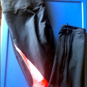 NWT UA cold gear running leggings.